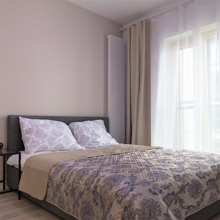 Exclusive 2Br! Apartment In Center +Netflix +Gym Warsaw Luaran gambar