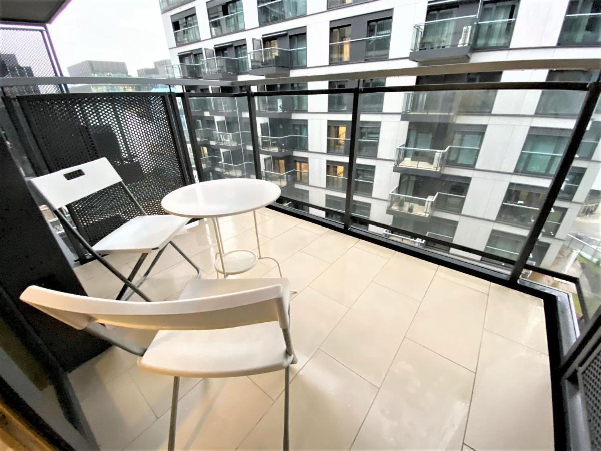 Exclusive 2Br! Apartment In Center +Netflix +Gym Warsaw Luaran gambar