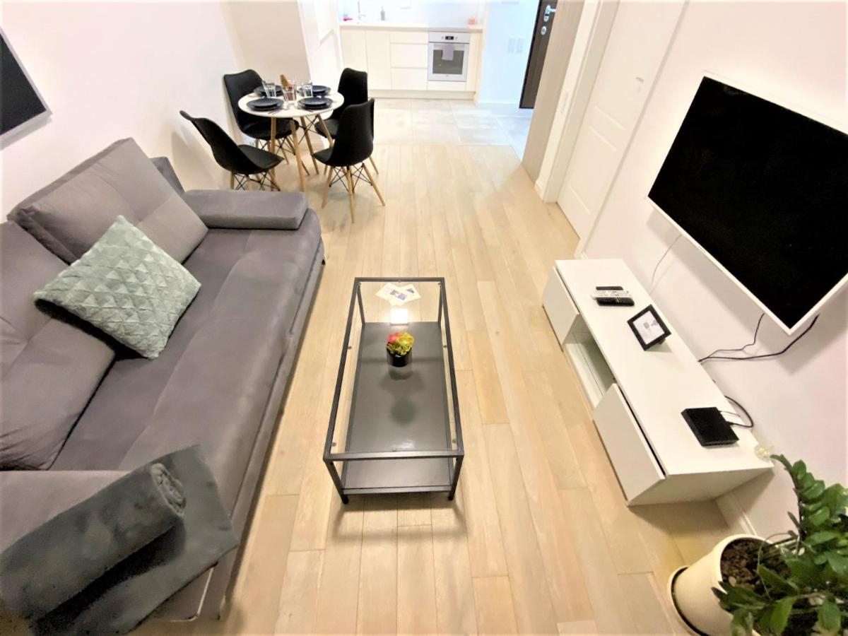 Exclusive 2Br! Apartment In Center +Netflix +Gym Warsaw Luaran gambar